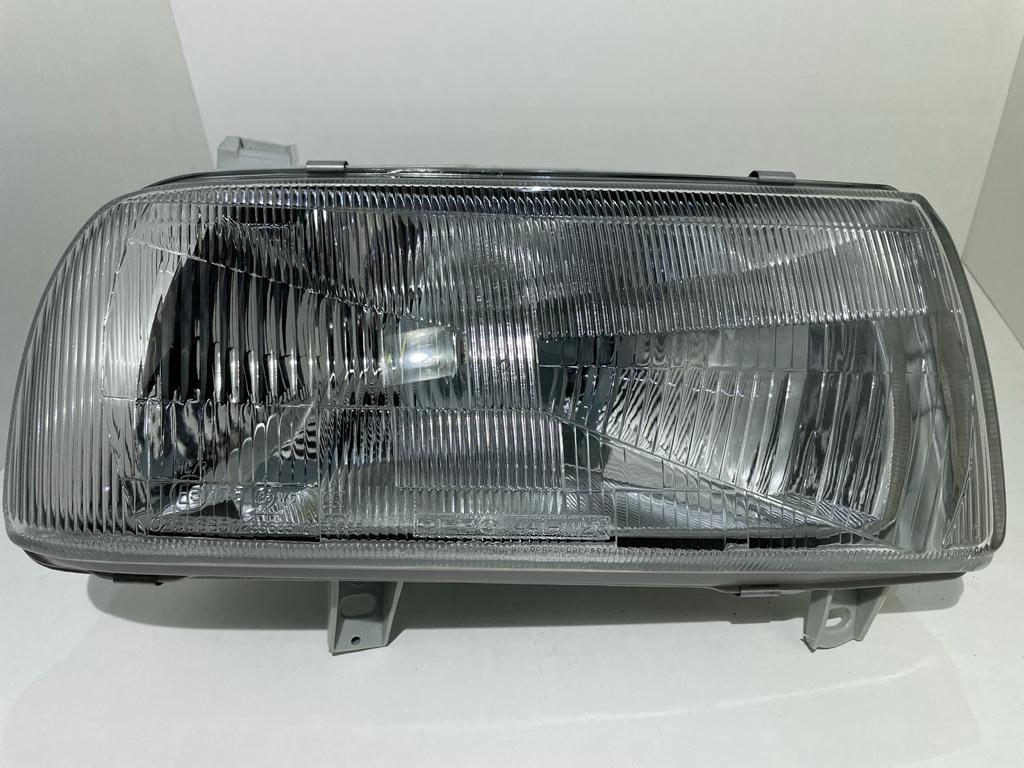 FARO VOLKSWAGEN VENTO