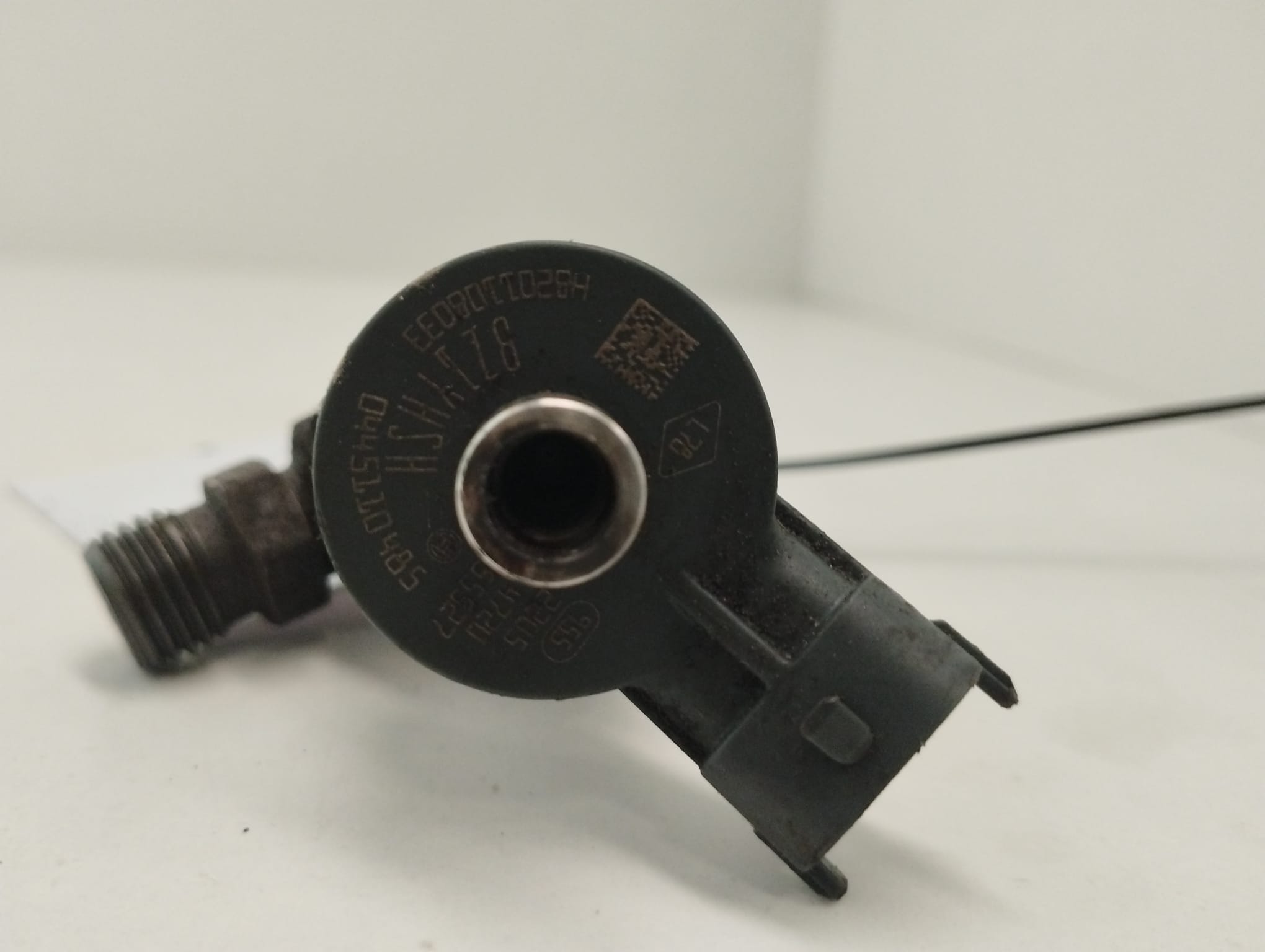 044510485 (1) INYECTOR 0445110485 BOSCH RENAULT DACIA